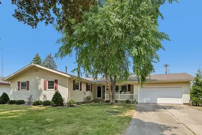 213 Minnehaha Avenue, Portage, WI 53901 - Photo 1