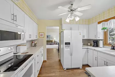 213 Minnehaha Avenue, Portage, WI 53901 - Photo 9