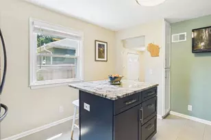 4238 Warwick Way, Madison, WI 53711 - Photo 9