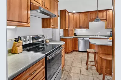 560 Toepfer Avenue, Madison, WI 53711 - Photo 9