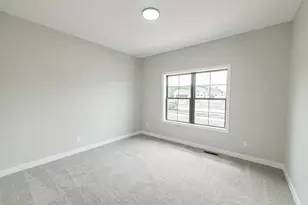 1941 Sequoia Dr, Janesville, WI 53545 - Photo 11