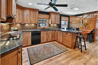 101 8th Street, Waunakee, WI 53597 - Photo 9