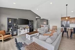 1280 Twisted Branch Way, Sun Prairie, WI 53590 - Photo 5