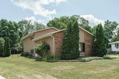 126 Waveland Road, Janesville, WI 53548 - Photo 3
