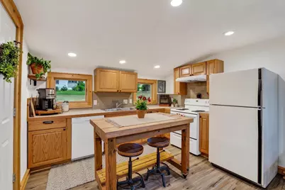 303 E State Street, Albany, WI 53502 - Photo 15