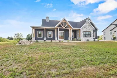 6811 Angelica Trail, Sun Prairie, WI 53590 - Photo 7
