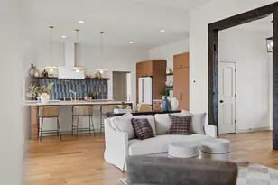 6811 Angelica Trl, Sun Prairie, WI 53590 - Photo 21