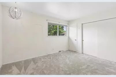 95 S Lakewood Gardens Lane, Madison, WI 53704 - Photo 13