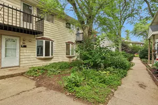 95 S Lakewood Gdns Ln, Madison, WI 53704 - Photo 3