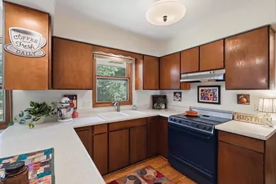 1913 Windom Way, Madison, WI 53704 - Photo 9
