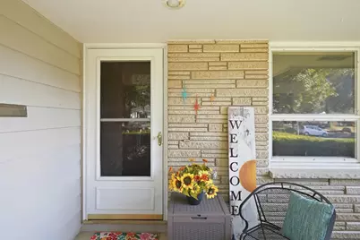 1913 Windom Way, Madison, WI 53704 - Photo 3