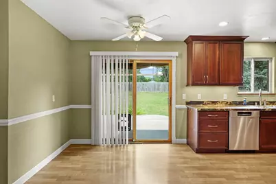 809 Flora Lane, Madison, WI 53714 - Photo 5