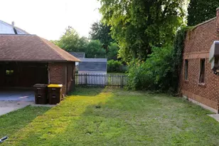 812 S Locust Ave, Freeport, IL 61032 - Photo 33