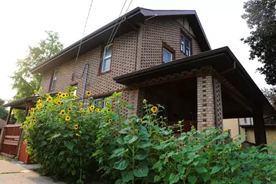 812 S Locust Avenue, Freeport, IL 61032 - Photo 5
