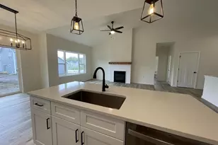 1974 Sequoia Dr, Janesville, WI 53545 - Photo 5