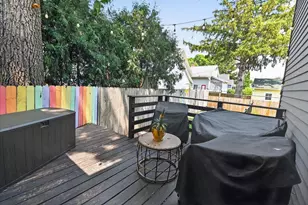 1013 Oakland Ave, Madison, WI 53711 - Photo 15