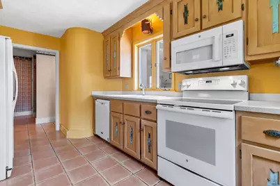 1214 Riverside Drive, Fort Atkinson, WI 53538 - Photo 13