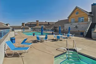 5383 Mariner's Cove Dr, Madison, WI 53704 - Photo 55