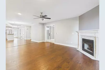 5383 Mariners Cove Drive #405, Madison, WI 53704 - Photo 15