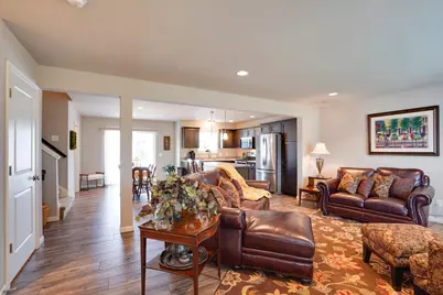 6040 Saturn Drive, Madison, WI 53718 - Photo 9