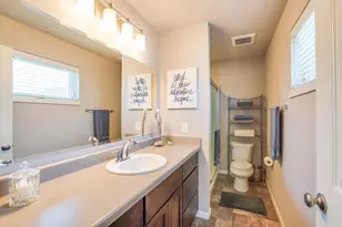 6040 Saturn Dr, Madison, WI 53718 - Photo 33