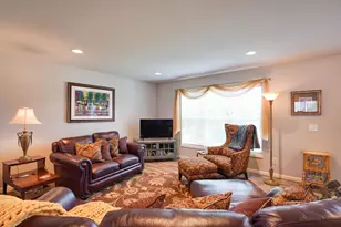 6040 Saturn Dr, Madison, WI 53718 - Photo 7