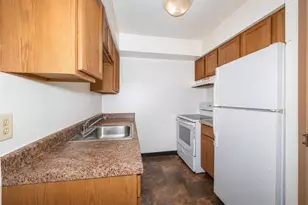 1725 Onsgard Rd, Madison, WI 53704 - Photo 13