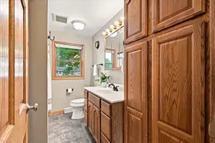 350 E Kohler St, Sun Prairie, WI 53590 - Photo 29