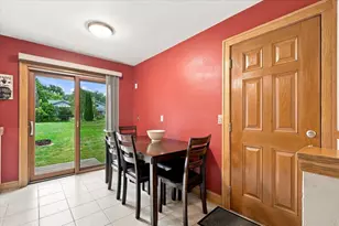 350 E Kohler St, Sun Prairie, WI 53590 - Photo 17