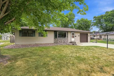350 E Kohler Street, Sun Prairie, WI 53590 - Photo 41