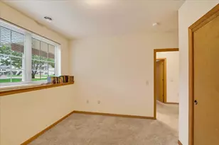 739 Clardell Dr, Sun Prairie, WI 53590 - Photo 37