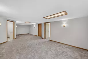 1030 Carriage Dr, Sun Prairie, WI 53590 - Photo 29