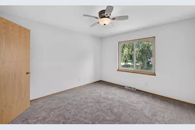 1030 Carriage Drive, Sun Prairie, WI 53590 - Photo 19