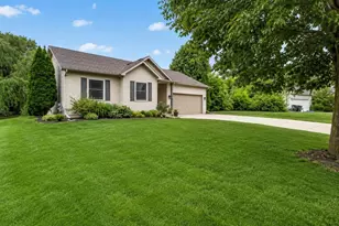 1030 Carriage Dr, Sun Prairie, WI 53590 - Photo 1