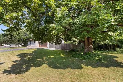 719 E North Street, Poynette, WI 53955 - Photo 35