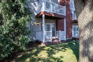 905 Harbor House Dr, Madison, WI 53719 - Photo 3