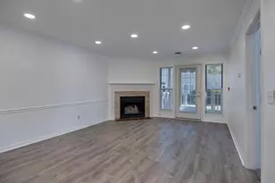 905 Harbor House Dr, Madison, WI 53719 - Photo 5