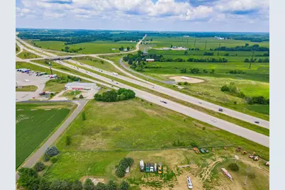 L1 Haugen, Edgerton, WI 53534 - Photo 3