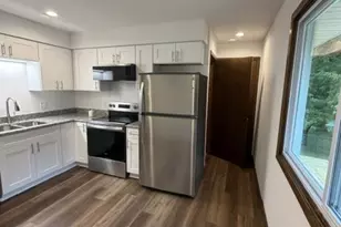 5804 Sauk Ln, Mcfarland, WI 53558 - Photo 9