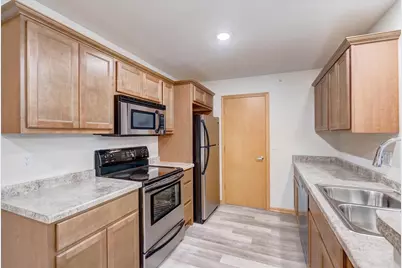 8206 Starr Grass Drive #103, Madison, WI 53719 - Photo 5
