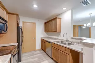 8206 Starr Grass Dr, Madison, WI 53719 - Photo 39