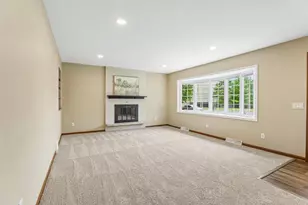 806 South St, Waunakee, WI 53597 - Photo 7