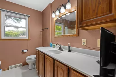 4620 Hermsmeier Lane, Madison, WI 53714 - Photo 5