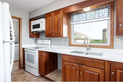 14920 W Ahara Road, Janesville, WI 53536 - Photo 23
