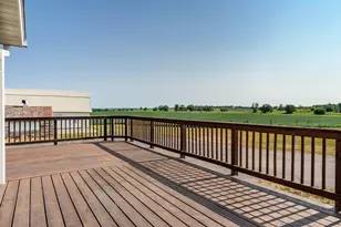 14920 W Ahara Rd, Janesville, WI 53536 - Photo 7