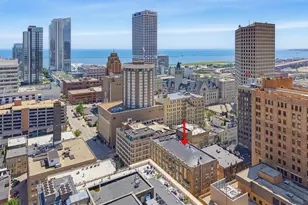 741 N Milwaukee St, Milwaukee, WI 53202 - Photo 37