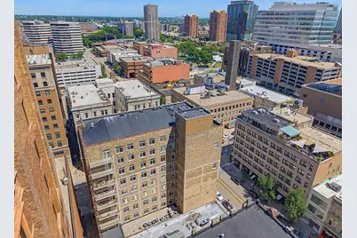741 N Milwaukee Street #203, Milwaukee, WI 53202 - Photo 39