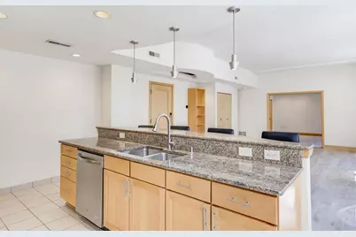 741 N Milwaukee Street #203, Milwaukee, WI 53202 - Photo 11