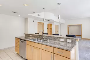 741 N Milwaukee St, Milwaukee, WI 53202 - Photo 11