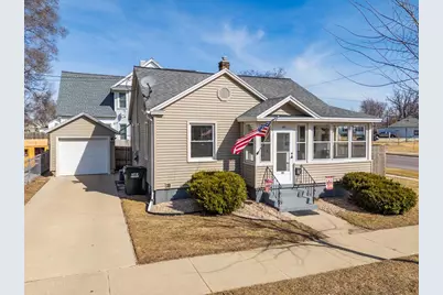 201 W Burns Street, Portage, WI 53901 - Photo 3